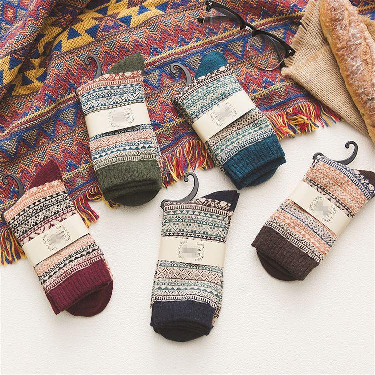 Cmax Wholesale Women's Thick Autumn And Winter Warm Crew Fashion Fashion Breathable Tube Socks
