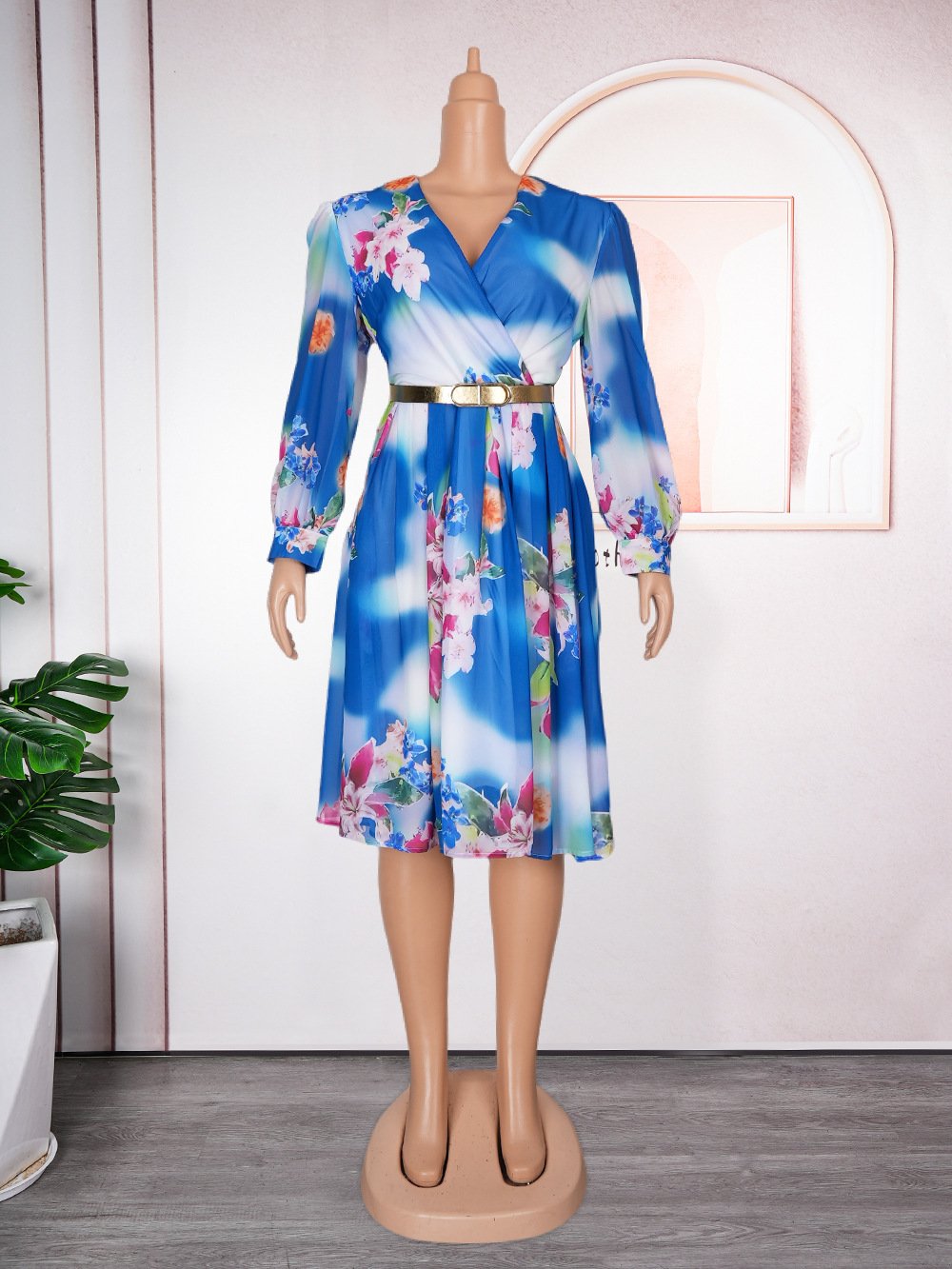 Africa 2024 Spring And Summer New Cross-border Foreign Trade Women's Plus Size V-neck Printed Dress With Belt