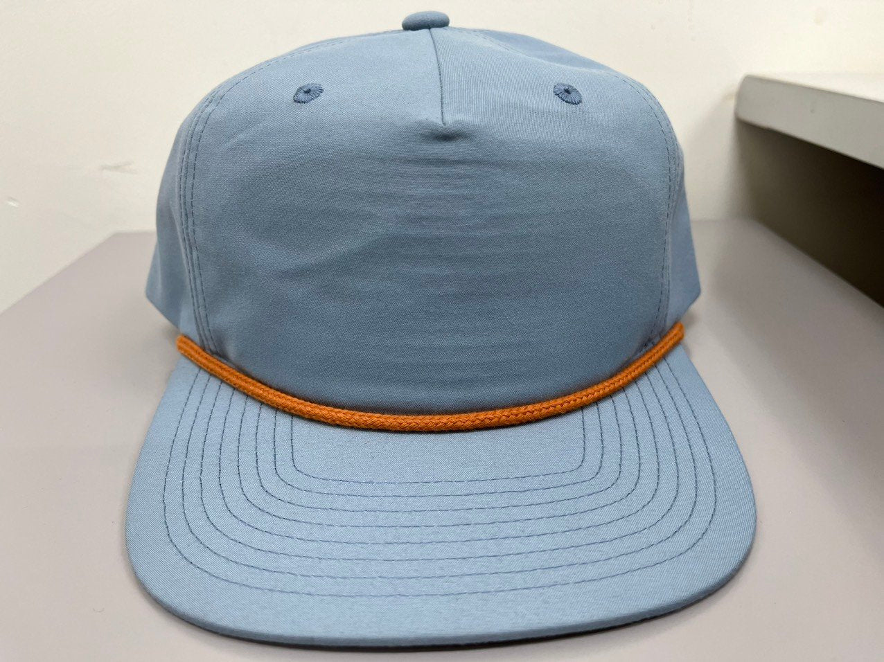Wholesale Blank 256 Flat Eaves Snapshot Cap Custom Logo 5 Panel Sports Cap With Rope OEM Vietnam Headwear Outdoor Cap Cap