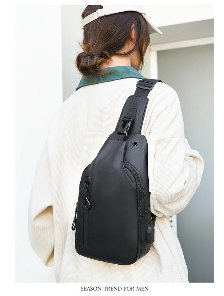 Fashion Outdoor Large Capacity Waterproof USB Charging Port Men Chest Bag Messenger Bag Wholesaler Manufacturer New Design