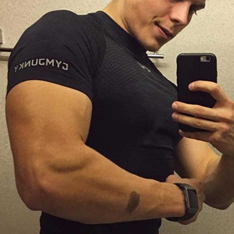 Wholesale Crew Neck Breathable Sports T-shirt Quick Dry Custom T-shirt Gym Men's T-shirt