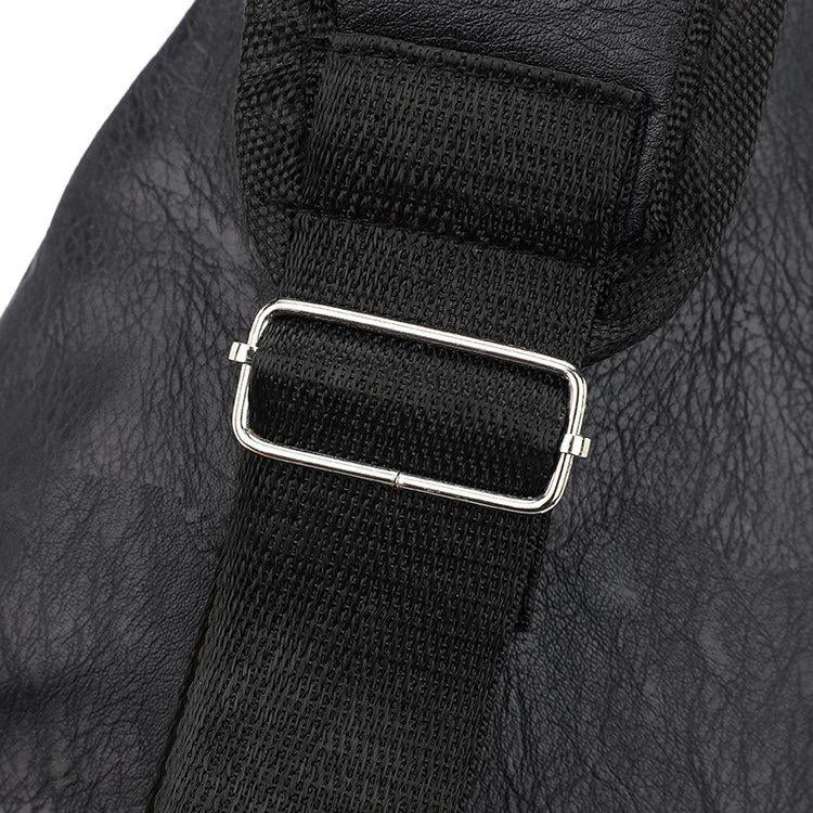 2024 New Men's Leather Chest Bag With Multi-functional USB Fashion Leisure Sports Shoulder Bag Factory Direct -30*15