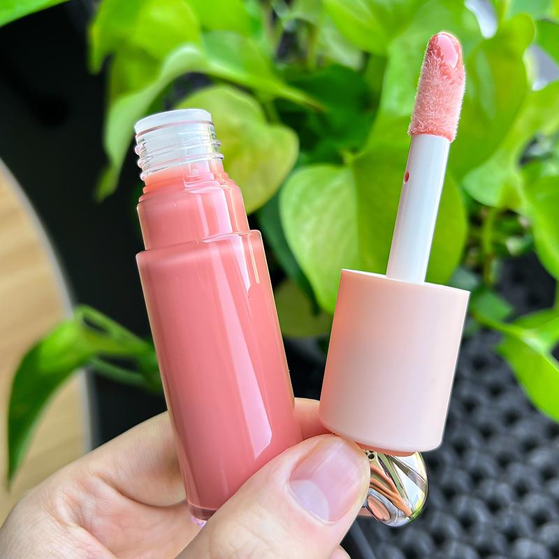 Vegetarian Waterproof Matte Liquid Lipstick Gloss Lip Gloss Custom Your Logo High Quality Heart Shape Lip Gloss Tube DIY Lip Gloss