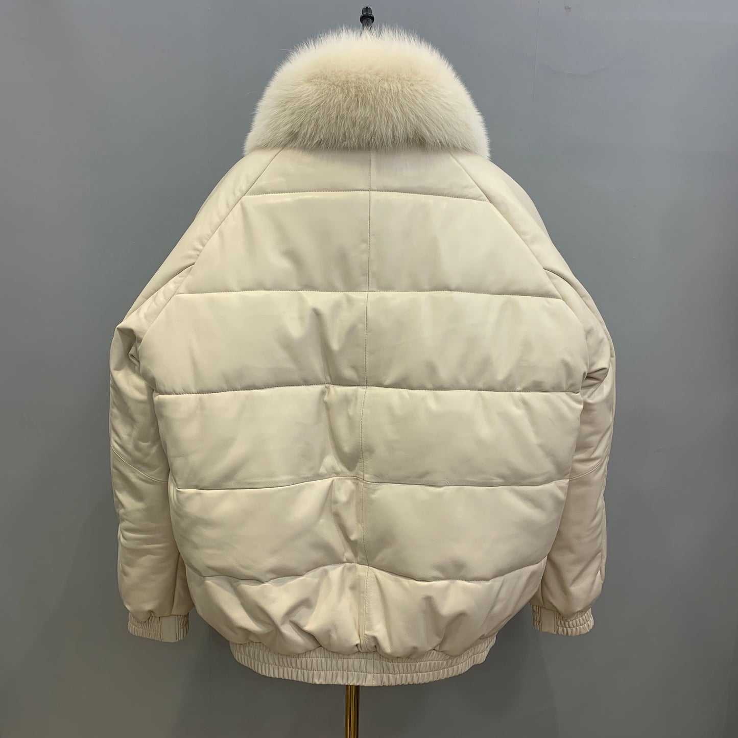 2021 Latest Men's High Custom Bomber Black Real Fox Fur Collar High Grade Duck Down With Black Real Sheepskin Jacket