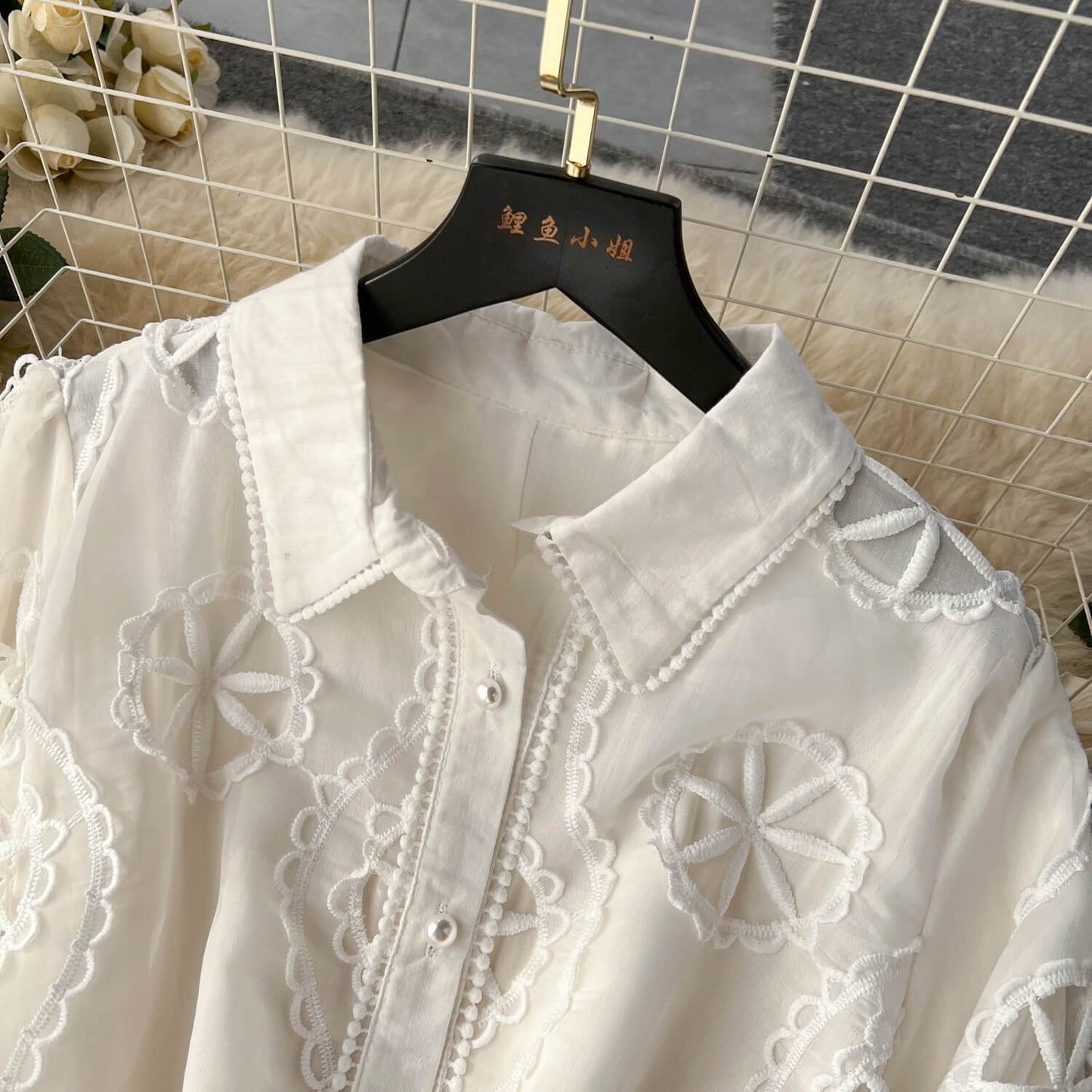 Wholesale 2024 Spring New Embroidered Hollow Flower Single-breasted Slim-fit Medium Bubble Sleeve Women's Clothing