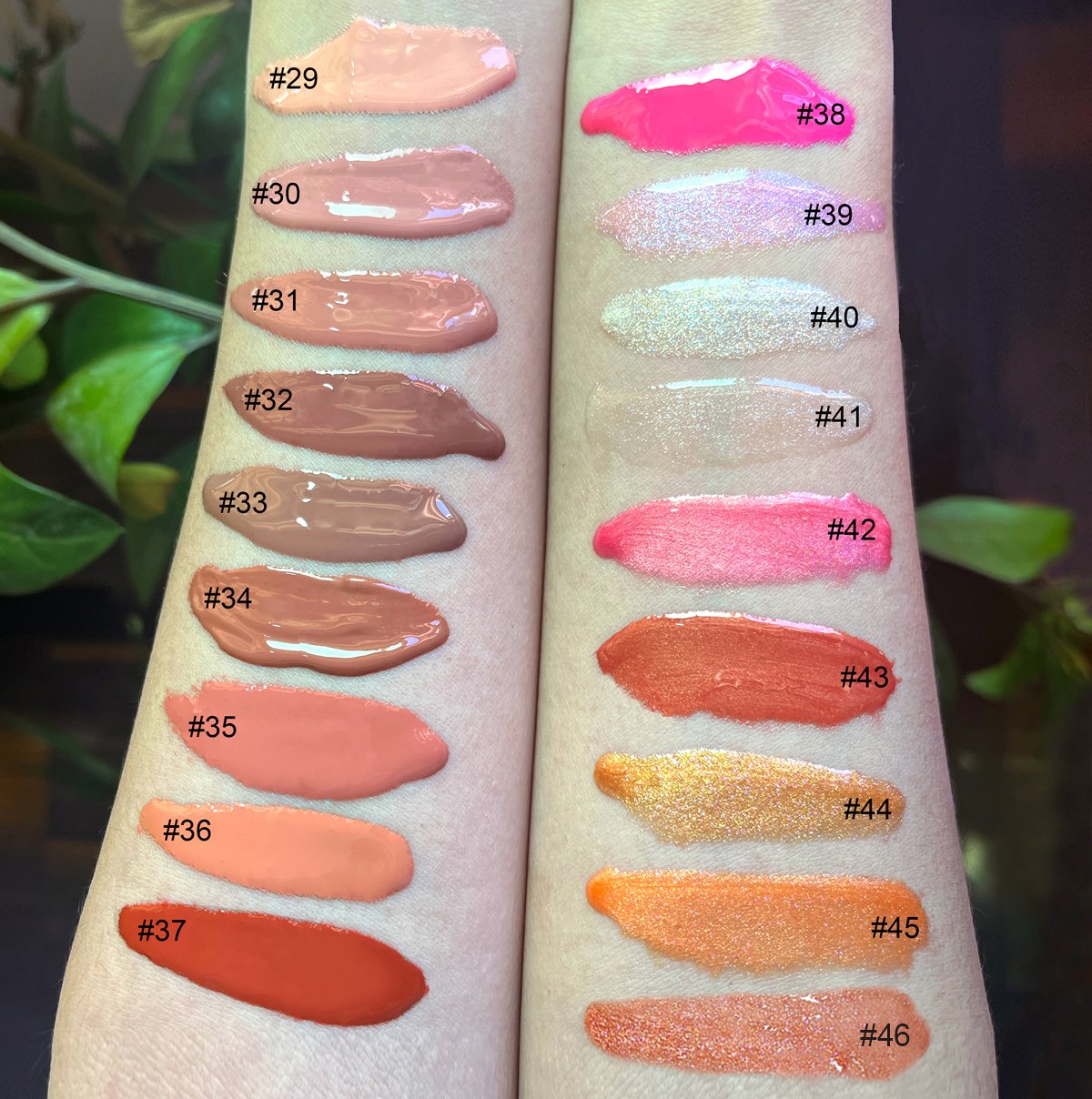 Wholesale Vegan Cosmetics Pink Transparent Nude Lip Gloss Supplier Custom Trademark Sequins Lip Gloss Private Label Lip Gloss