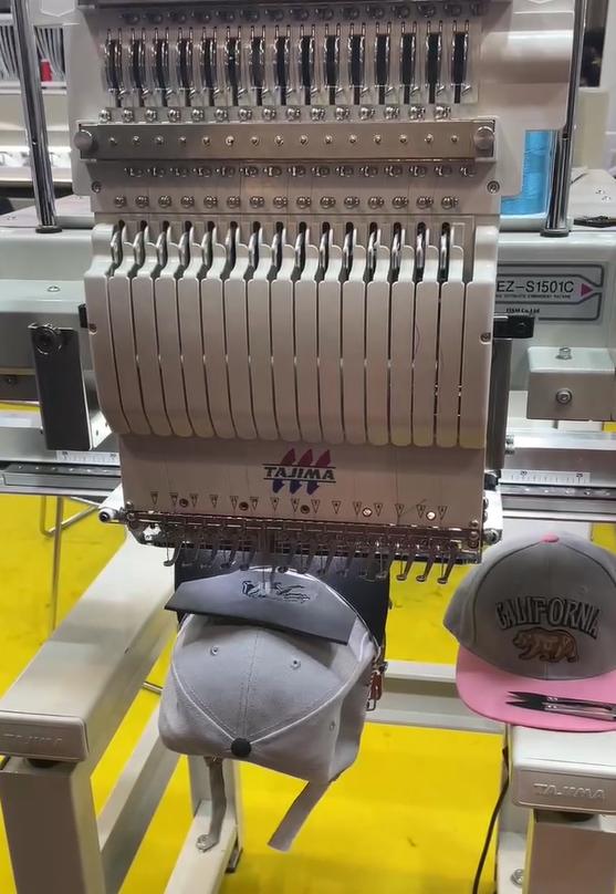 Custom Logo Baseball Cap Manufacture Golf Cap Soft Cotton Embroidered Waterproof Curved Hat Brim For Men And Women Wholesale